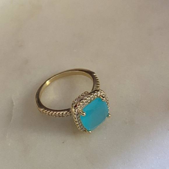 GOLD Tone And Blue Accent Ring - Picture 7 of 16